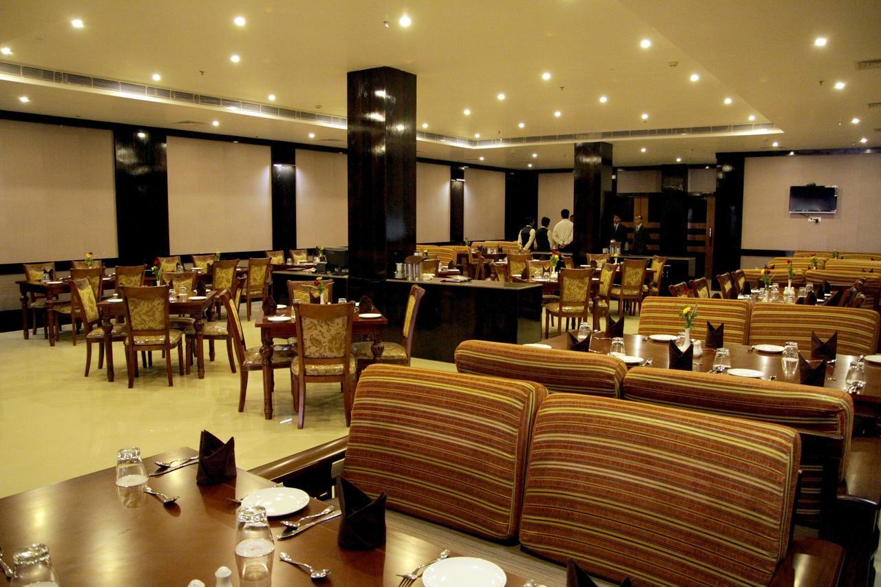 Hotel Kamlesh Continental Angul Esterno foto