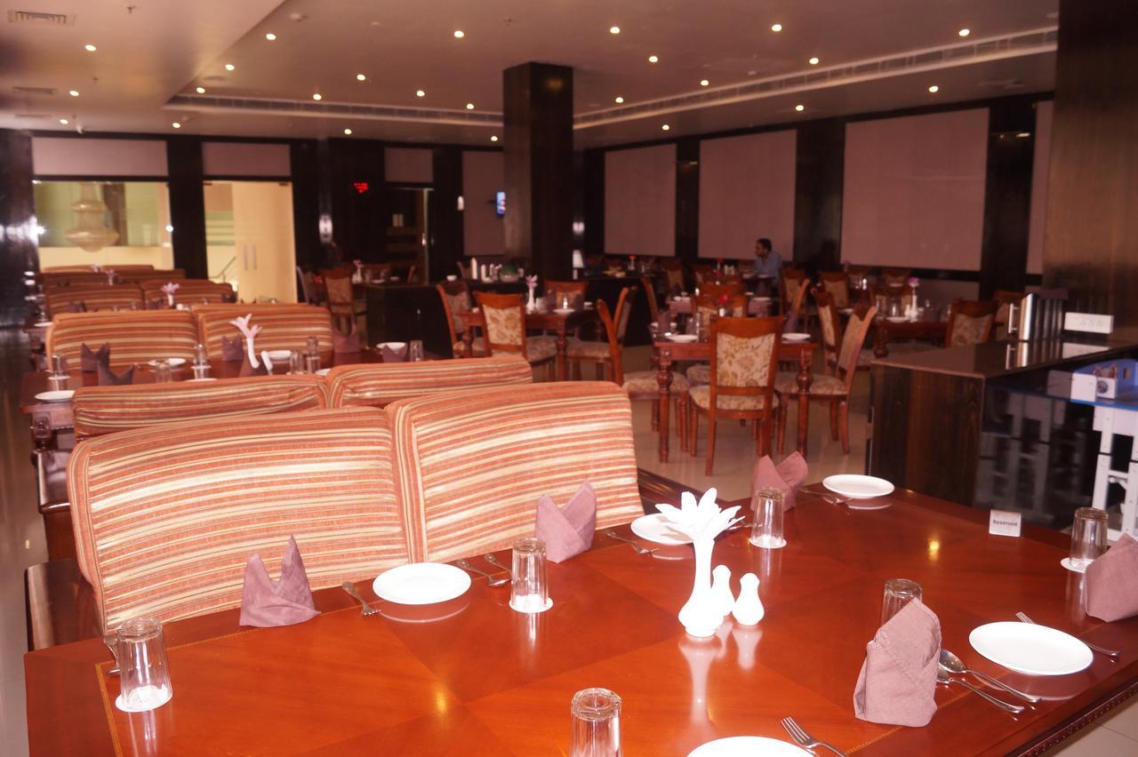 Hotel Kamlesh Continental Angul Esterno foto