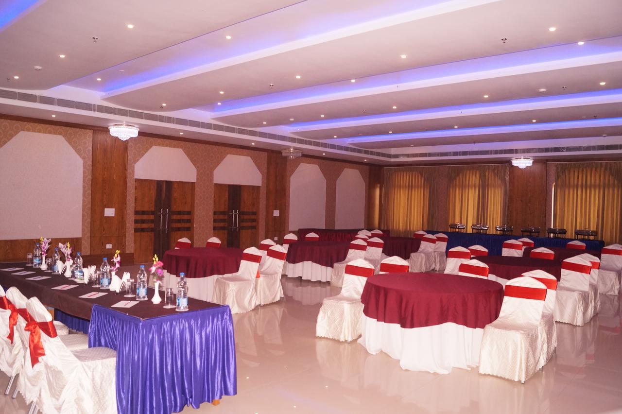 Hotel Kamlesh Continental Angul Esterno foto