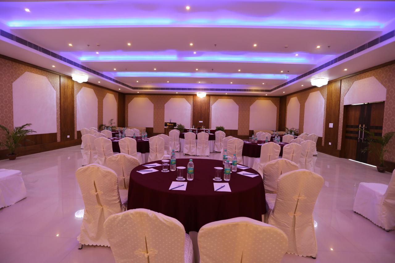 Hotel Kamlesh Continental Angul Esterno foto
