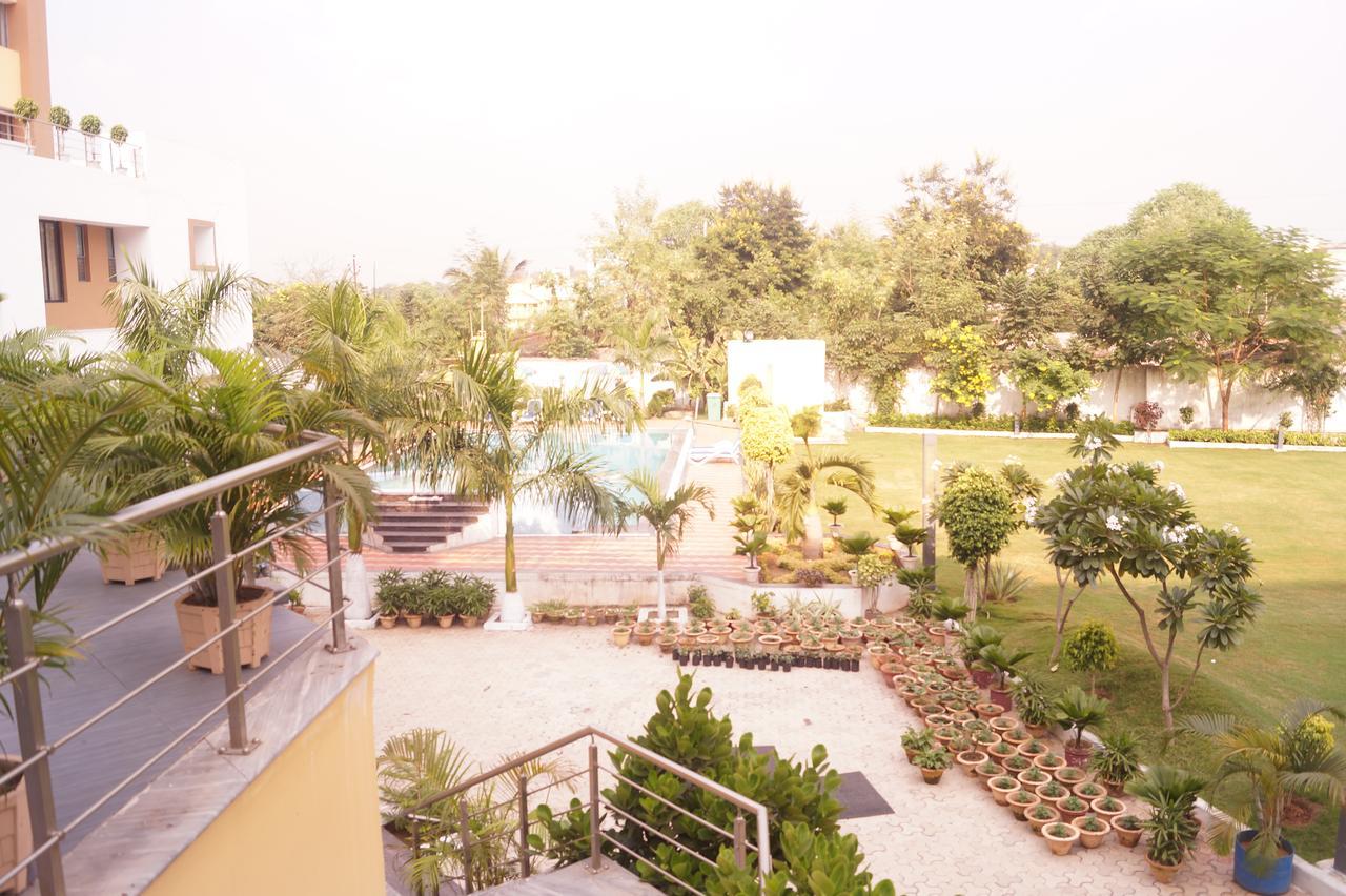 Hotel Kamlesh Continental Angul Esterno foto