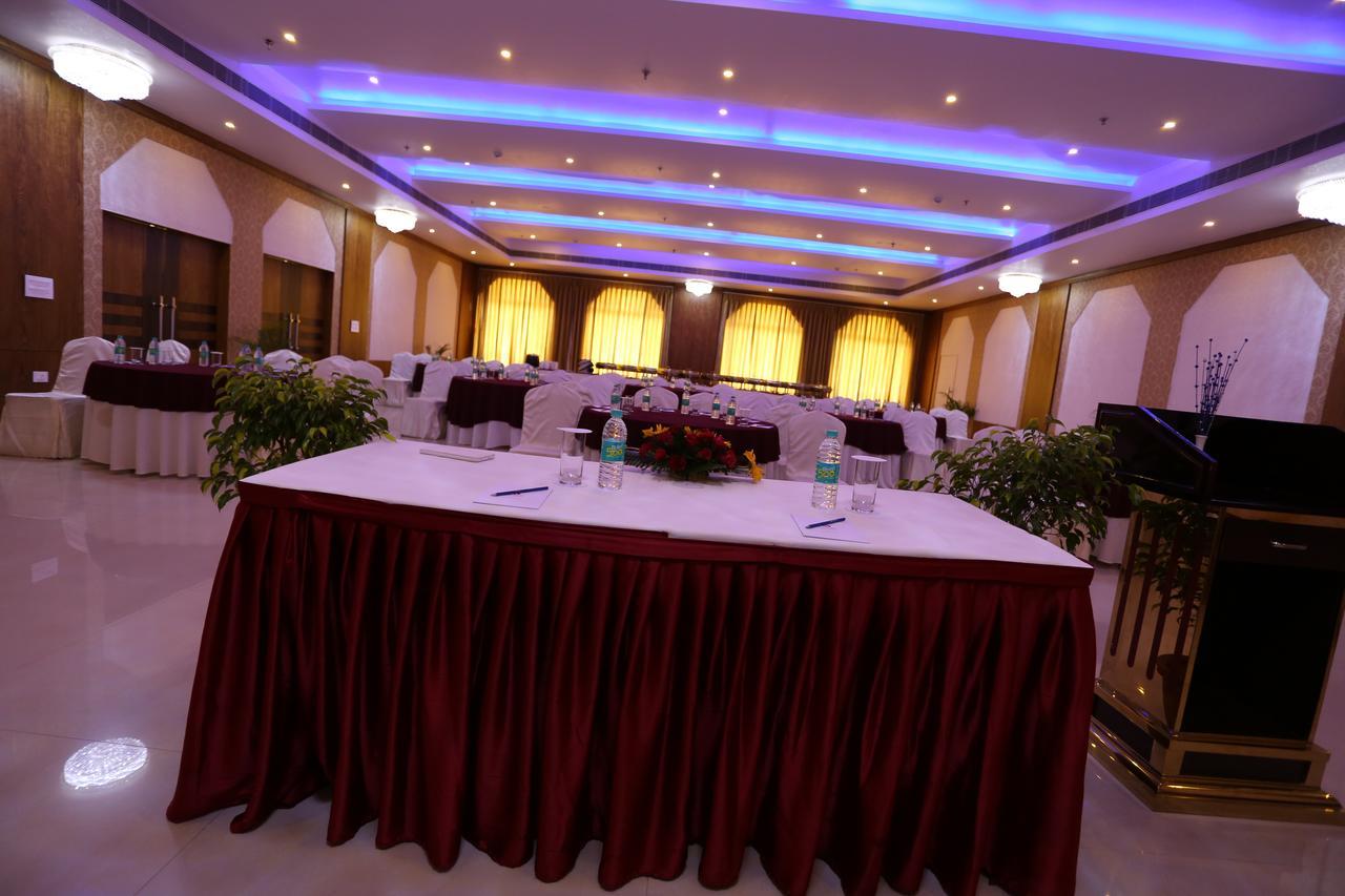 Hotel Kamlesh Continental Angul Esterno foto