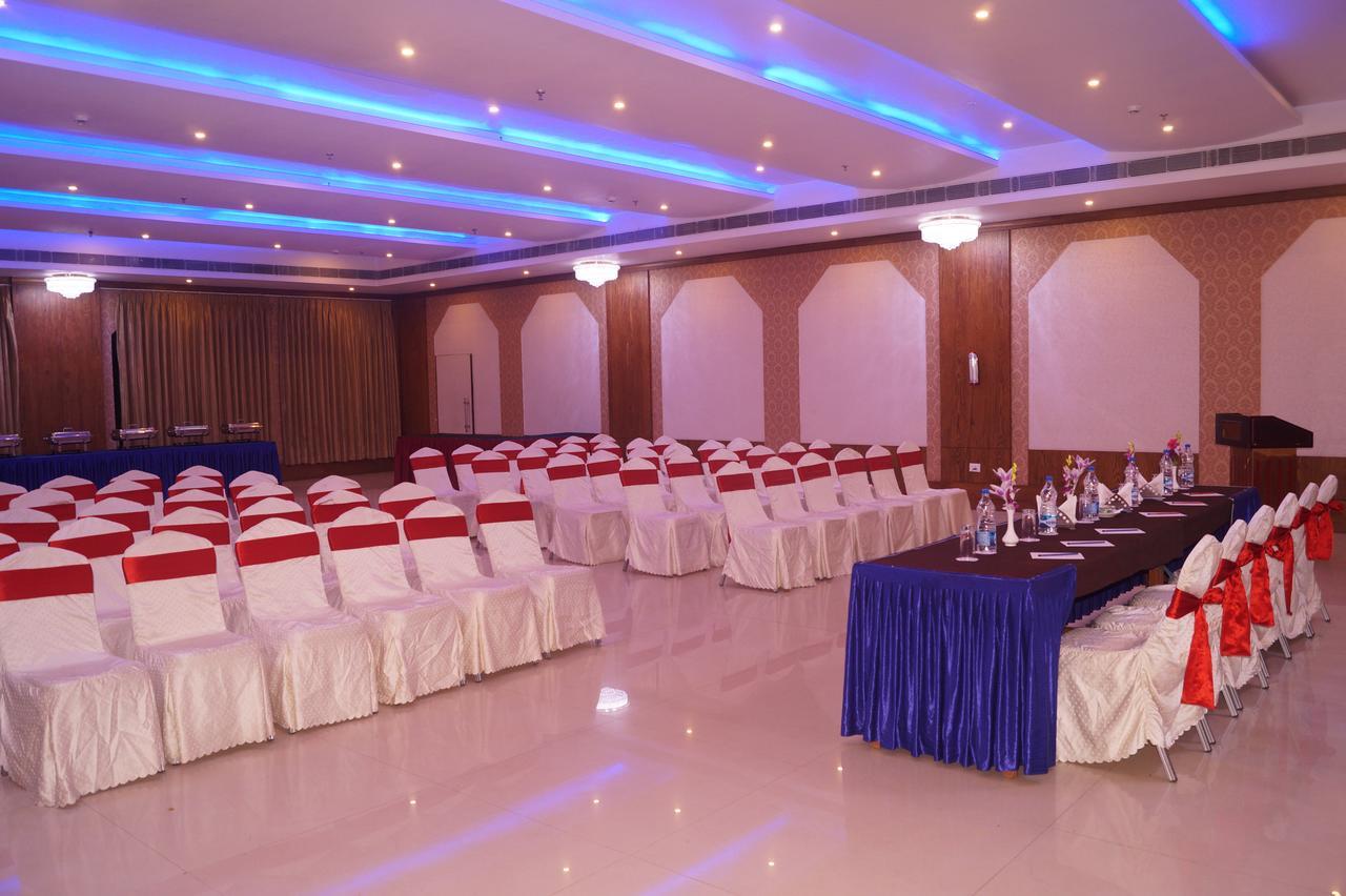 Hotel Kamlesh Continental Angul Esterno foto