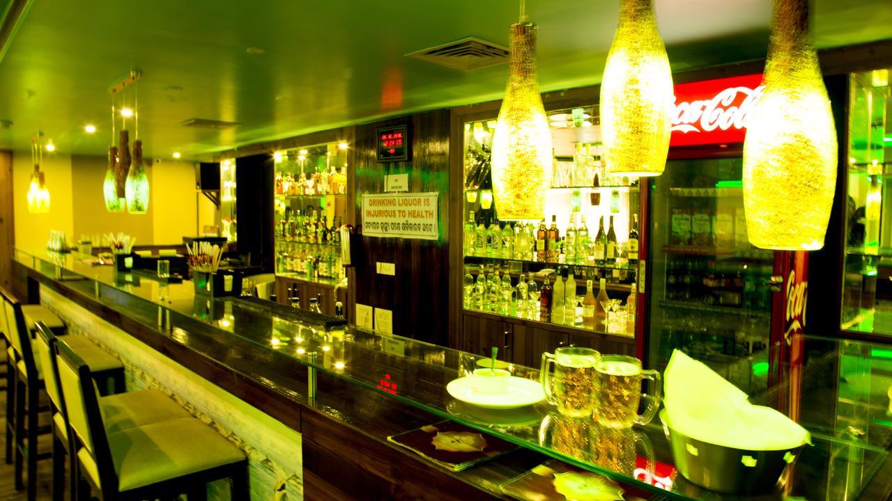 Hotel Kamlesh Continental Angul Esterno foto