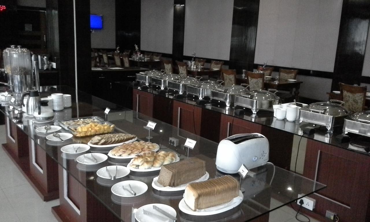 Hotel Kamlesh Continental Angul Esterno foto